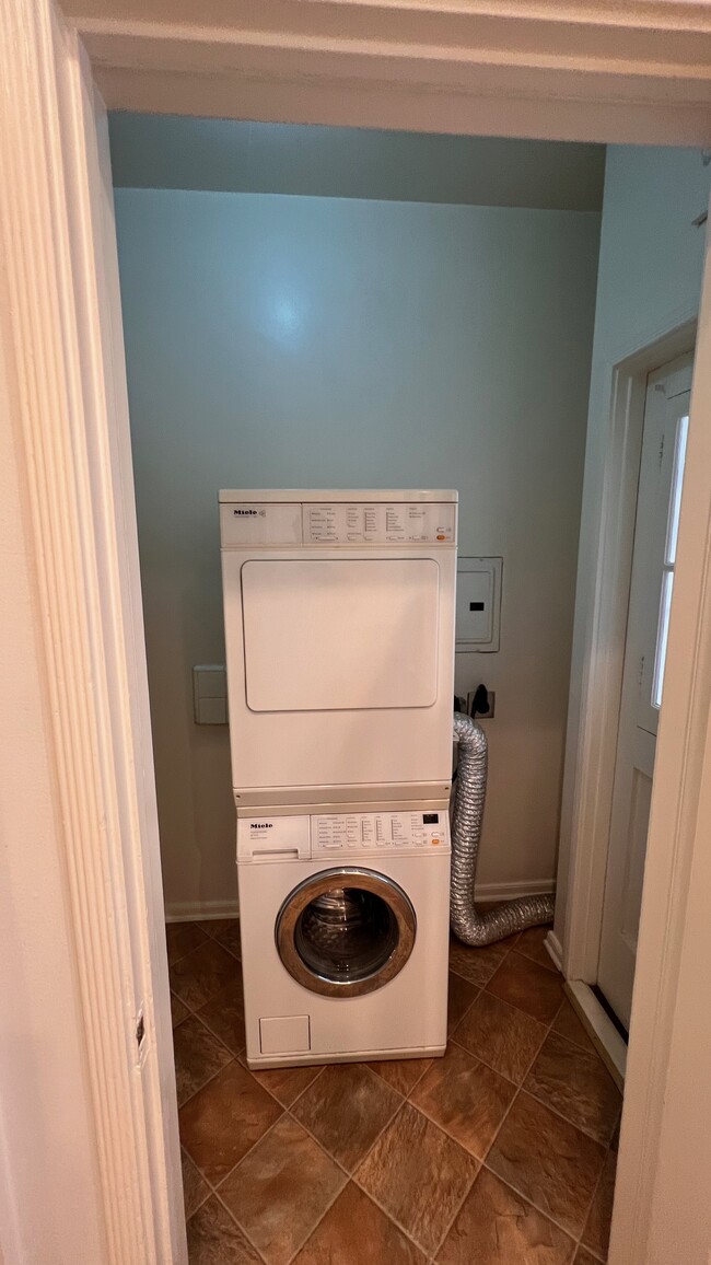 Laundry Room with New Washer and Dryer - 1064 S Orange Grove Ave