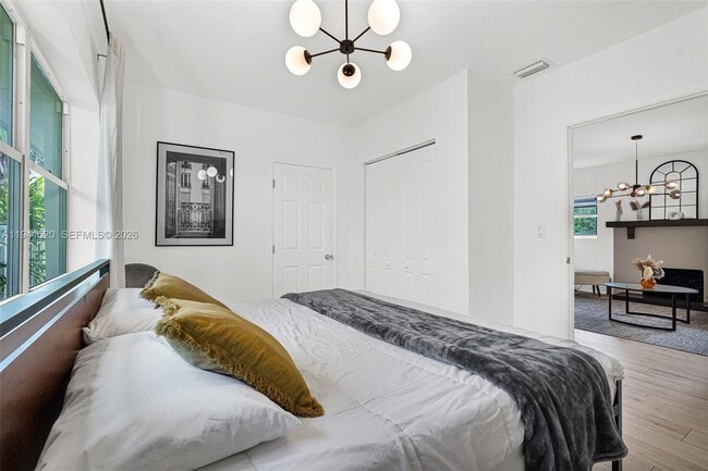 Building Photo - 37 NW 47th St