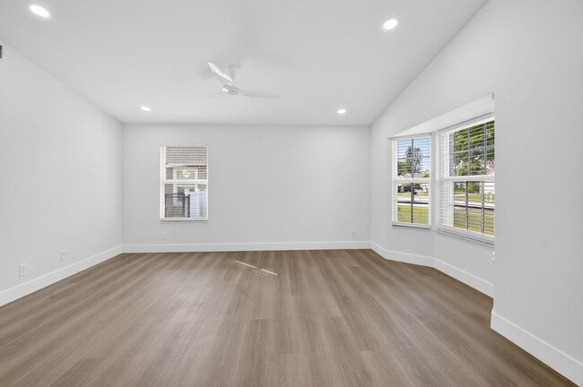 Building Photo - 5047 Brian Blvd