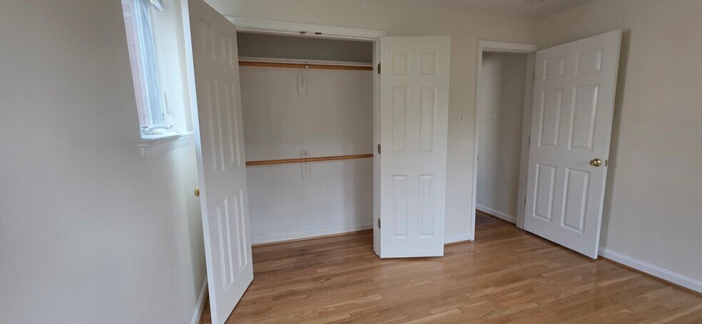 bed room - 4114 18th Rd N