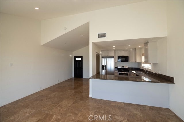 Building Photo - 3012 W Oceanfront