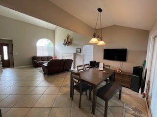 Building Photo - 218 Woodland Park Cir