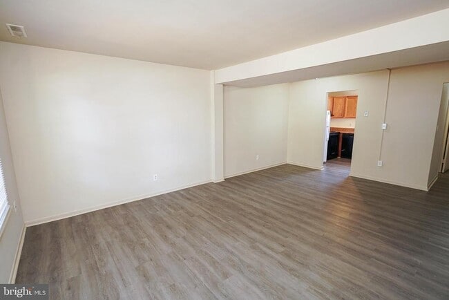 Building Photo - 726 Hemlock St