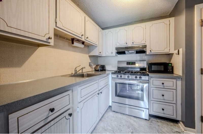 Building Photo - 341 Pawtucket Blvd