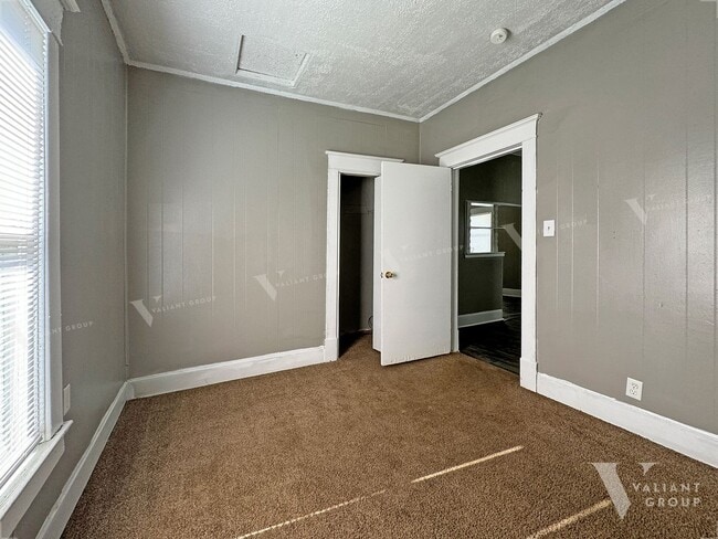 Building Photo - Cozy 2 Bedroom, 1 Bathroom Home in West Sp...