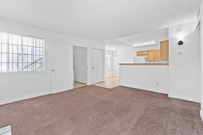 Building Photo - Spacious 2-Bedroom Condo with Fireplace – ...
