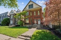 Building Photo - 1386 Neil Ave