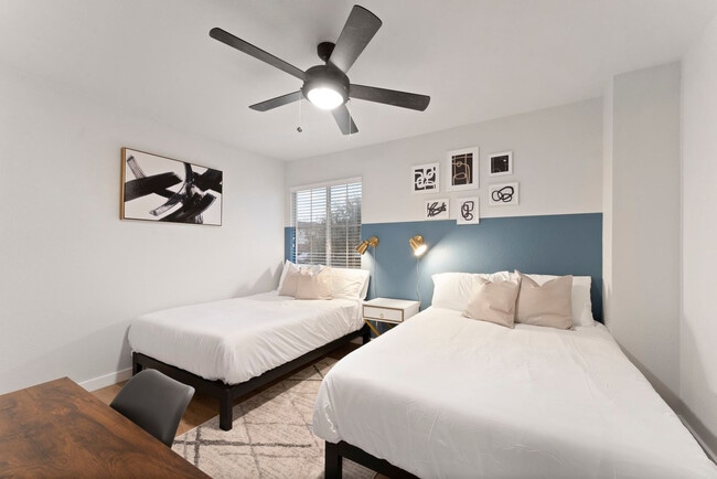 Building Photo - 313 Sweet Leaf Ln