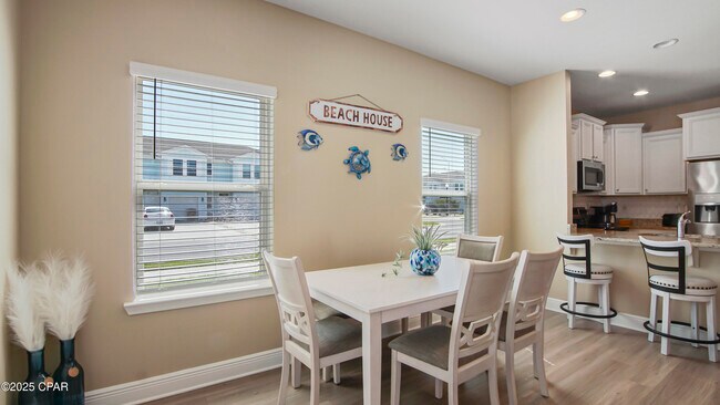 Building Photo - 7467 Shadow Lake Dr