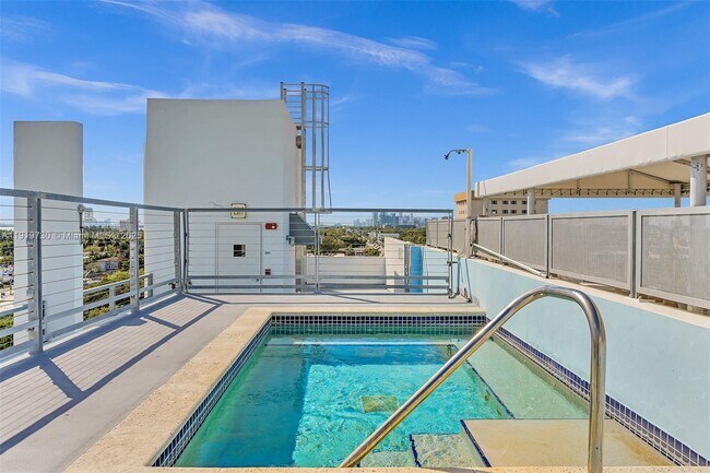 Building Photo - 8101 Biscayne Blvd