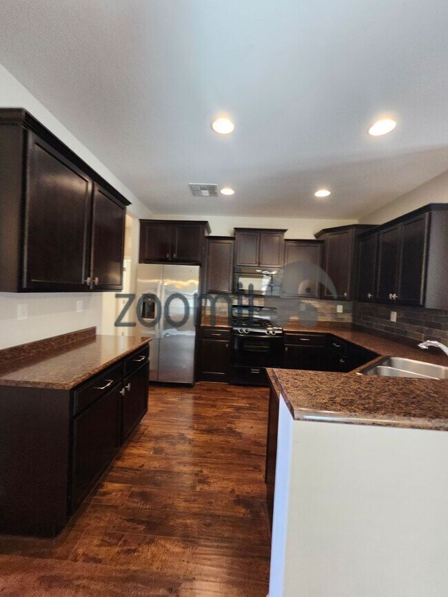 Building Photo - COMING SOON  EARLY MAY - Beautiful Single Level Home 3 bedrooms  2 bath
