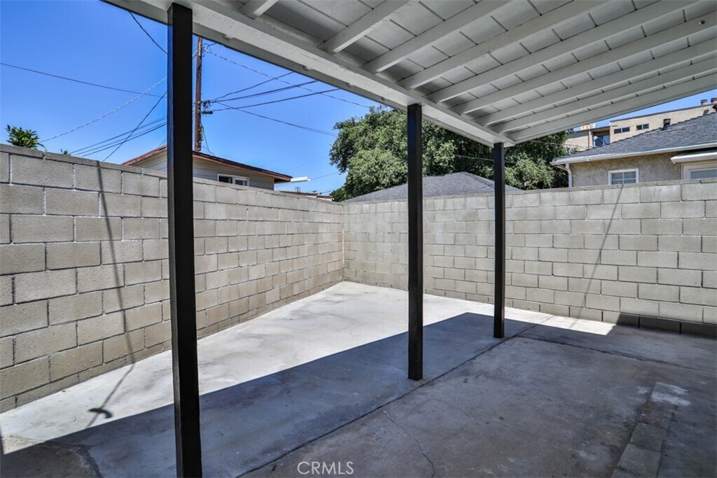Building Photo - 2111 Scott Rd