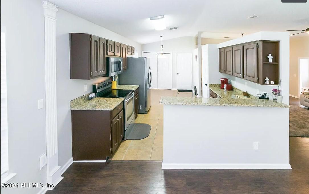 Building Photo - 1122 Windy Willows Dr