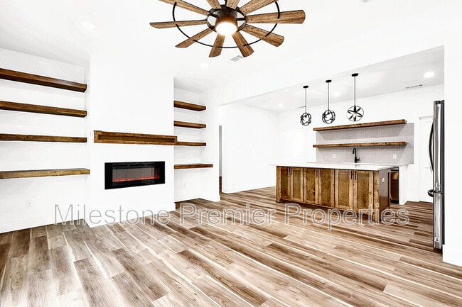 Building Photo - 432 Bentwood Dr