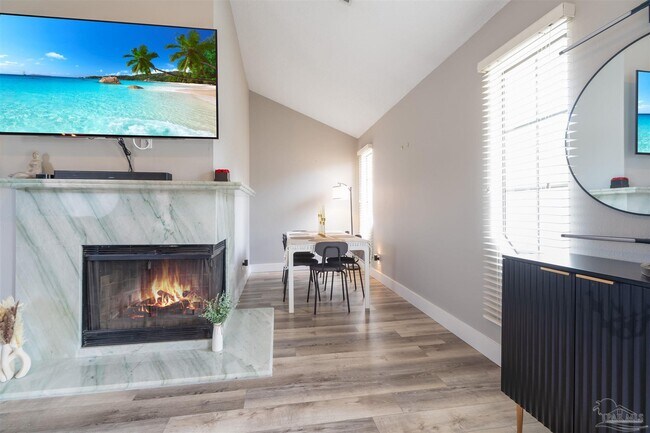 Building Photo - 5001 Grande Dr