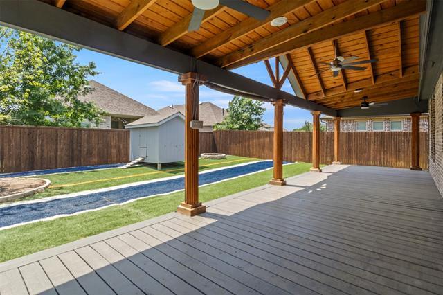 Building Photo - 1017 Chatsworth Dr