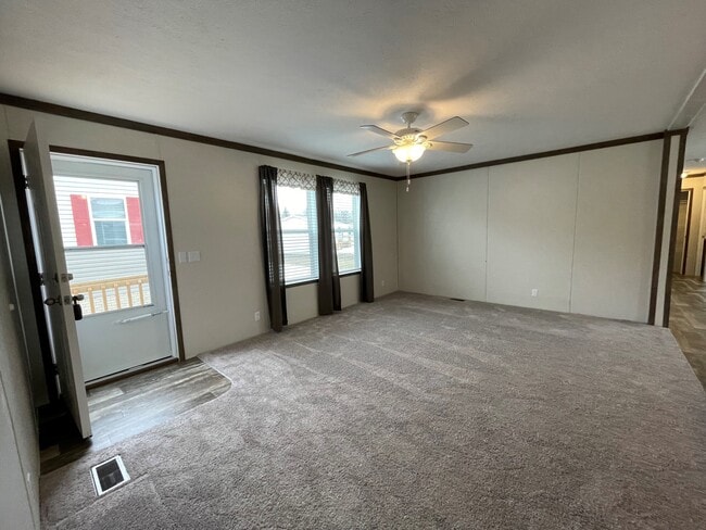 Building Photo - 204 Borman Ave