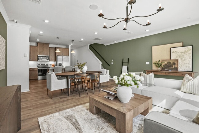 Building Photo - 12004 Oak St