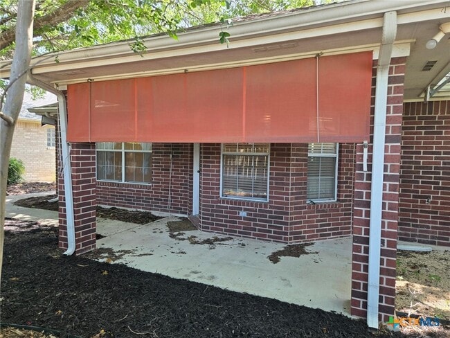 Building Photo - 120 Gardenridge Dr