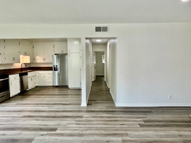 Building Photo - 7721 Fir Dr