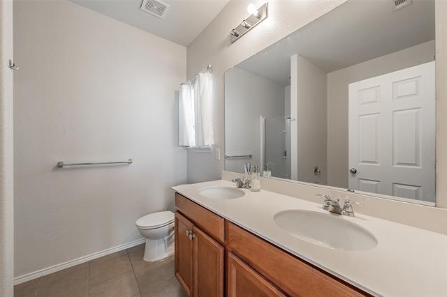 Building Photo - 2312 Bermont Red Ln