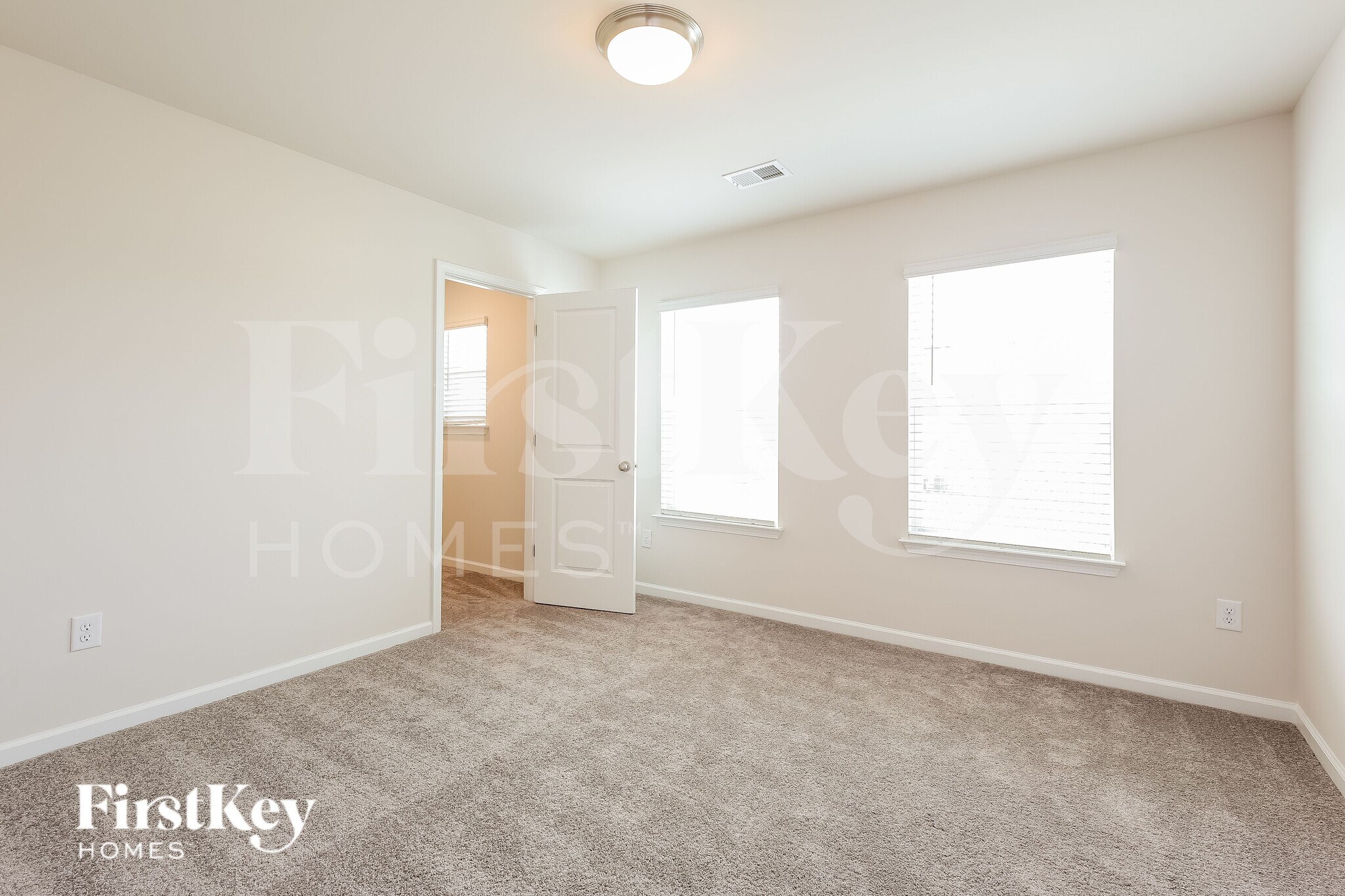Building Photo - 302 Stonefence Dr
