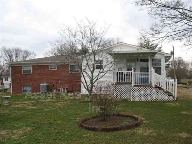 Building Photo - 218 Britton Dr