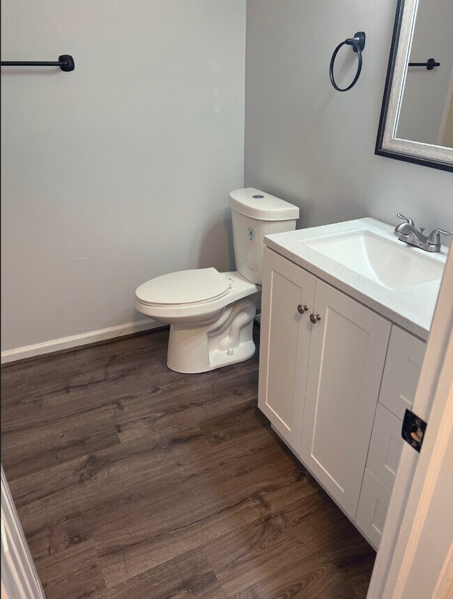 Completely renovated bathrooms - 1942 Willings Ln