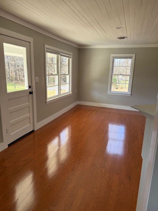 Building Photo - GORGEOUS FARMHOUSE