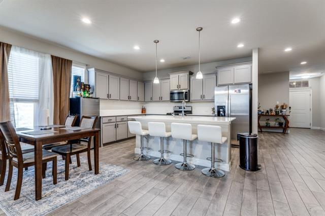 Building Photo - 14525 Caelum Dr