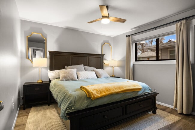 Building Photo - 420 N 6th Ave