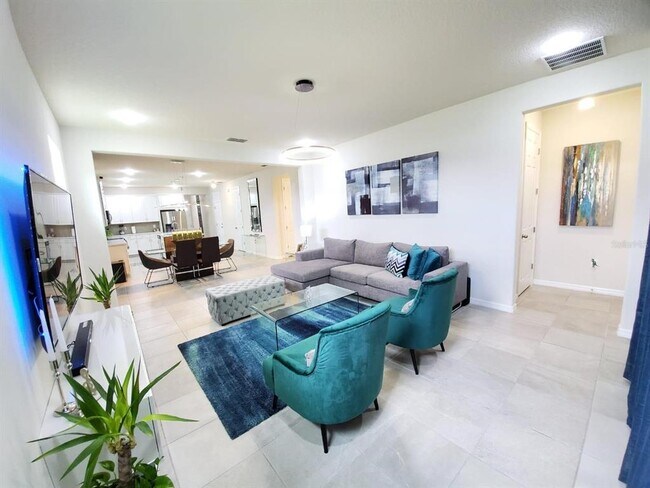 Building Photo - 2516 Annacella Ave