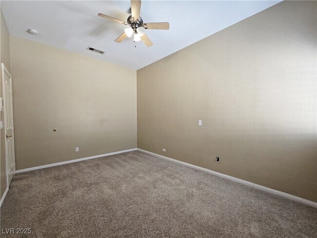 Building Photo - 2522 Furnace Creek Ave