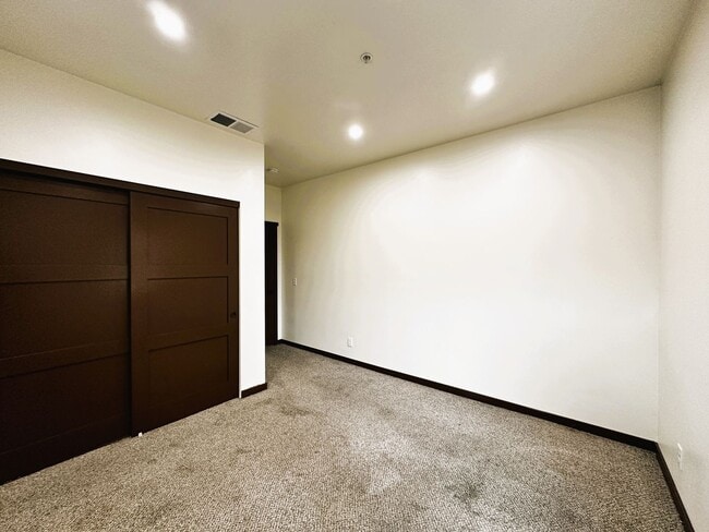Building Photo - 350 Ridgway Ave., Santa Rosa, Ca. (3-Bedro...