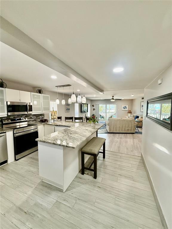 Building Photo - 7003 Sunset Way