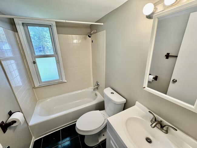 Building Photo - 4309 Edmund St