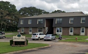 Building Photo - 626 AL-103