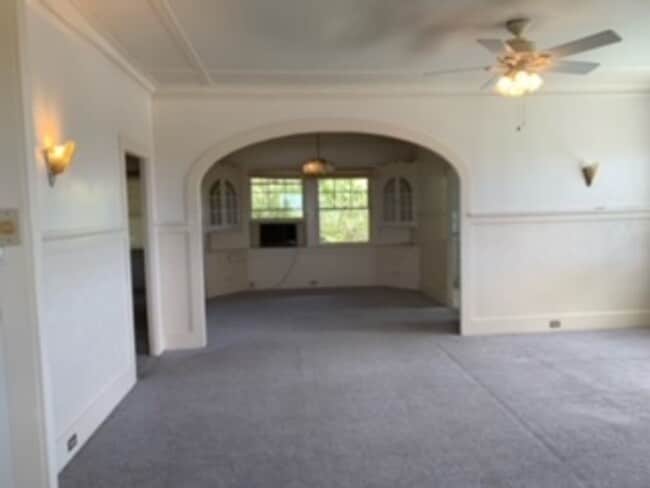 Building Photo - H292ach