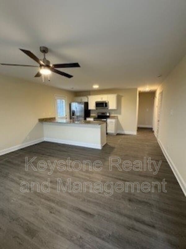 Building Photo - 101 Mace Ln