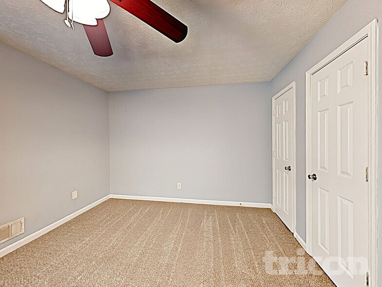 Building Photo - 133 Fairview Dr