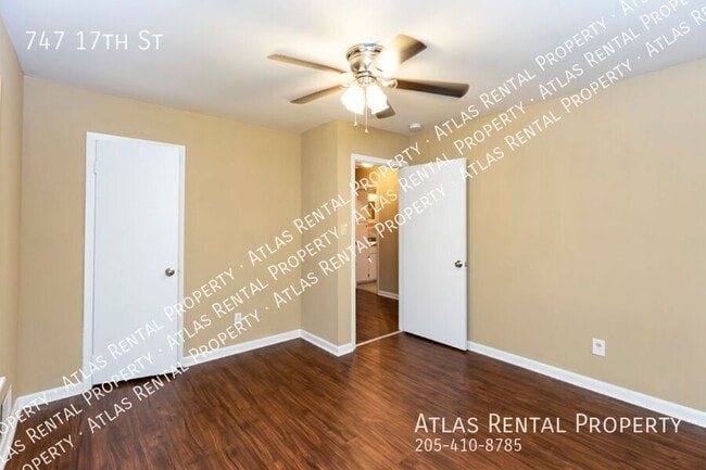 Building Photo - 747 17th St