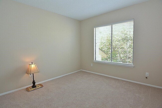 Building Photo - 3168 Windchase Blvd