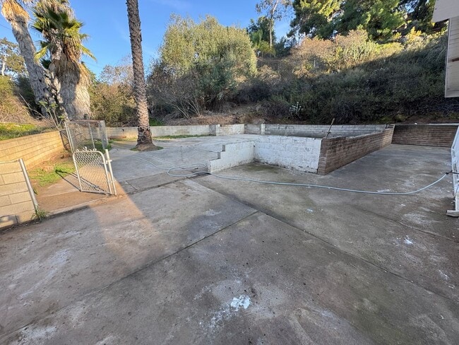Building Photo - 3 Bedroom Home in Mt. Helix