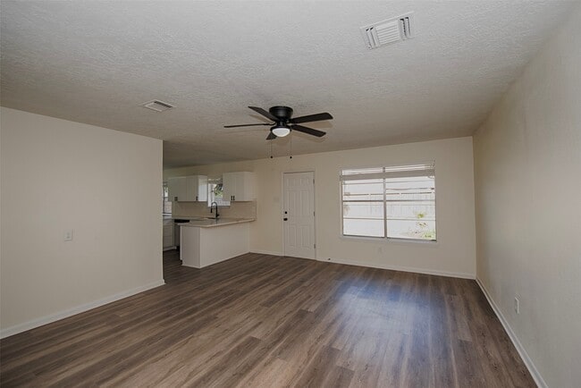 Building Photo - 309 E X St