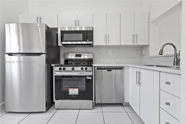 Building Photo - 13165 SW 64th Terrace