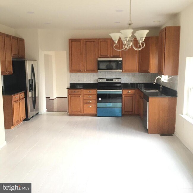 1226 Maritime Cir 1226 Maritime Cir Essex MD 21221 Apartment Finder