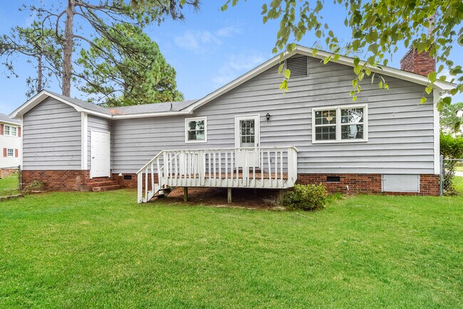 Building Photo - 105 Windmill Orchard Rd