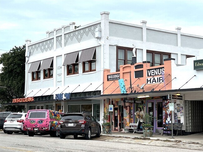 Building Photo - 1603 Heights Blvd