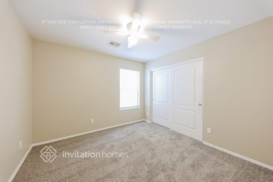 Building Photo - 11825 W Maui Ln