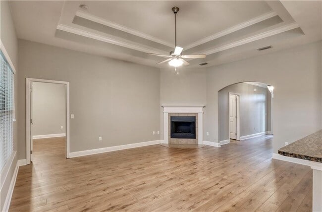 Building Photo - 657 Parish Lakes Dr